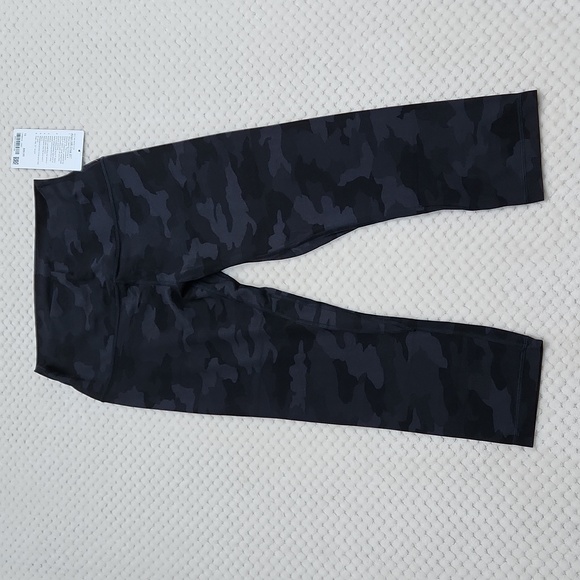 Nwt Lululemon Align HR Crop 21 Leggings *Nulu - Picture 2 of 8